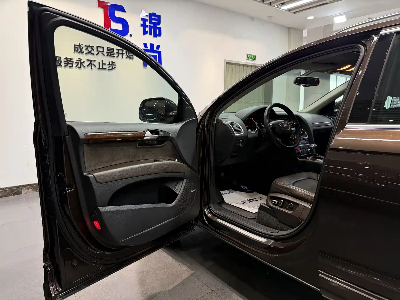 Audi Q7 2012 3.0 TDI Leading Edition фото 11