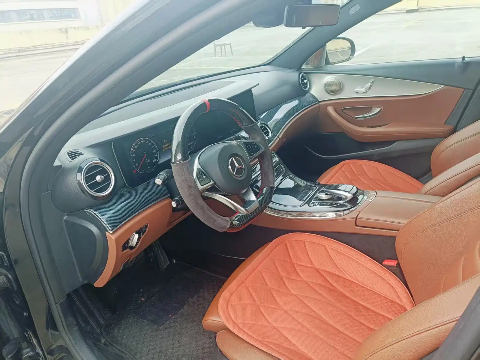 Photo 6 - Mercedes-Benz E-Class