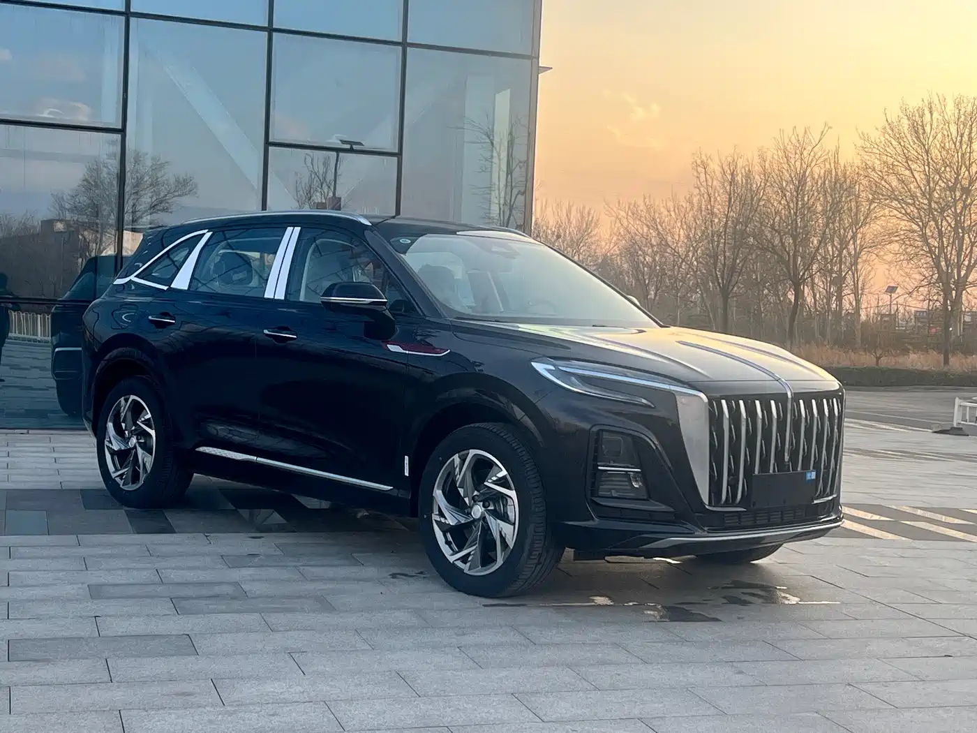 Hongqi HS3 PHEV 2024 PHEV 115km Power Edition фото 3