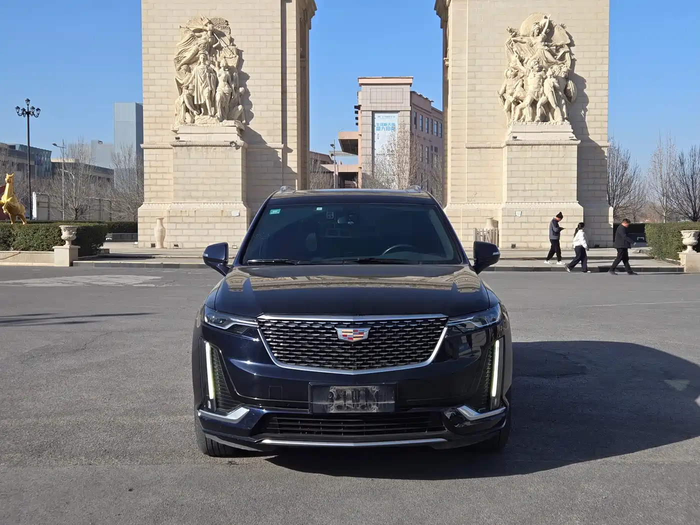 CADILLAC XT6