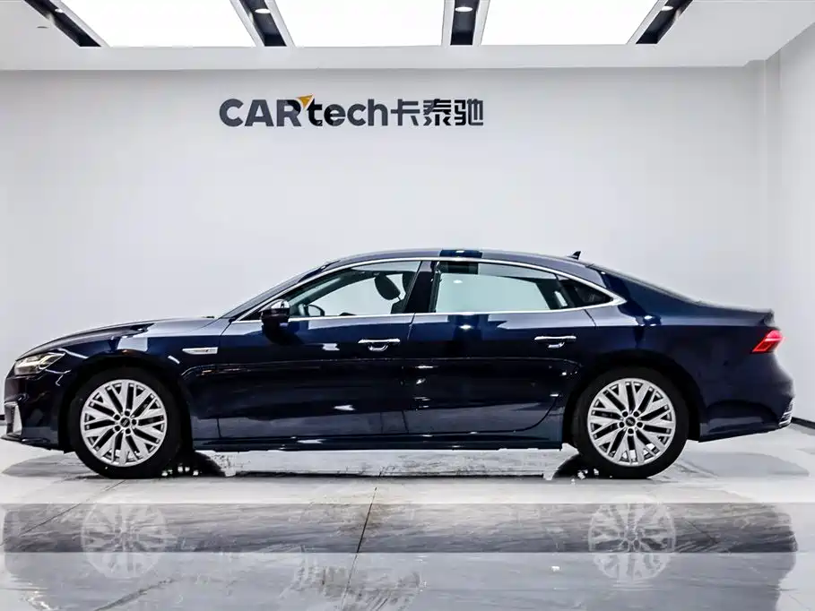 Audi A7L 2024 45TFSI S-line Dream Edition Crystal Package фото 3