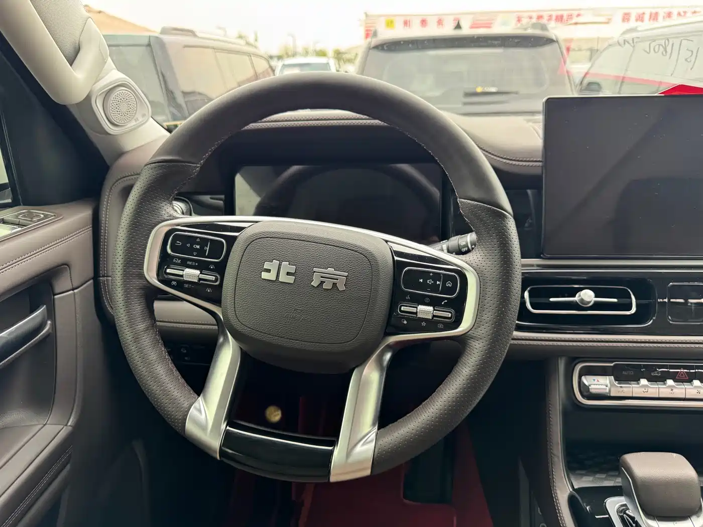 BAIC ORV Beijing Off-Road BJ60 2022 2.0T May Day Edition 5-Seater фото 6