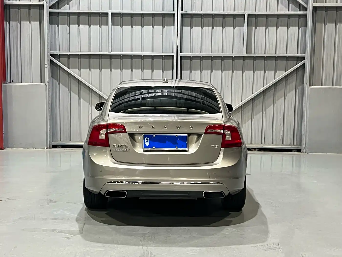 Фото 8 - Volvo S60