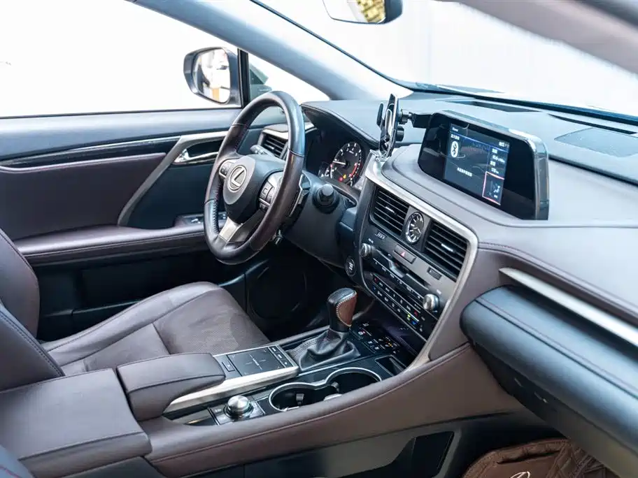 Lexus RX 2020 Facelift 300 AWD Elegance Edition фото 22