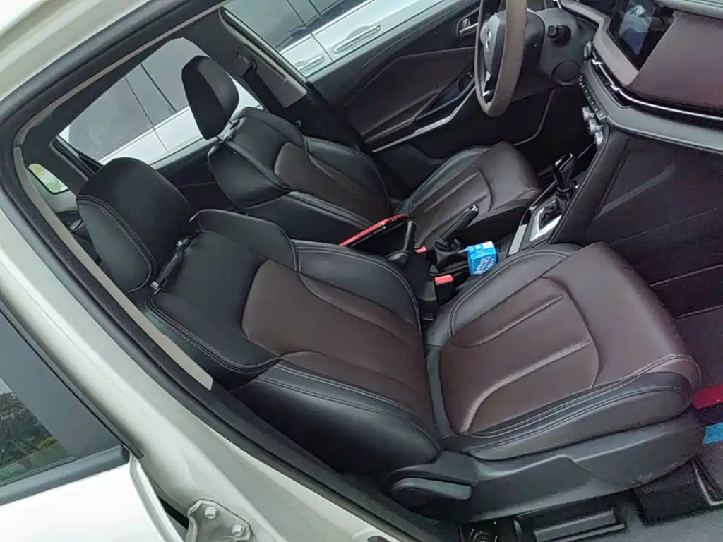 Changan CS15 2020 2019 1.5L Auto Deluxe China VI