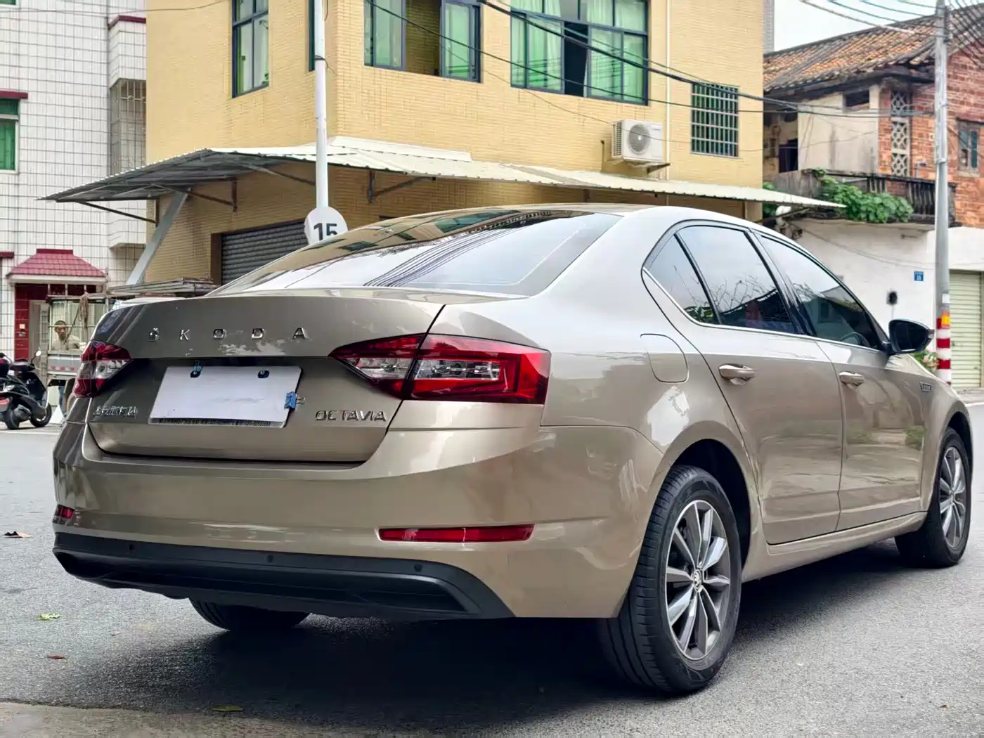 Škoda Octavia 2019 1.5L Automatic Smart Comfort China VI фото 7