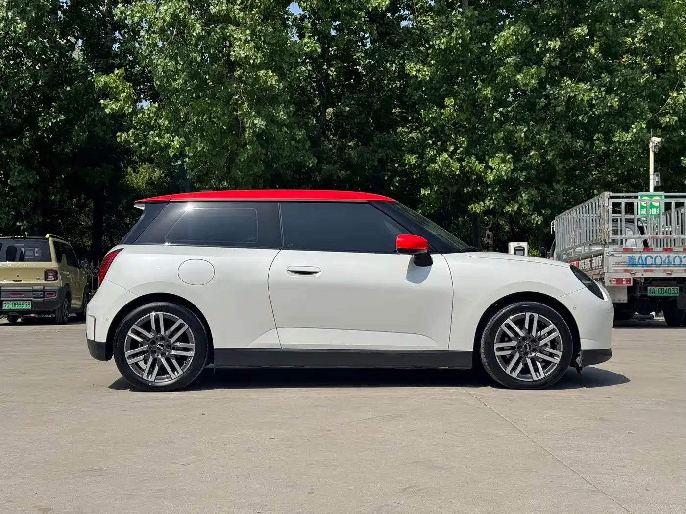 MINI ELECTRIC COOPER