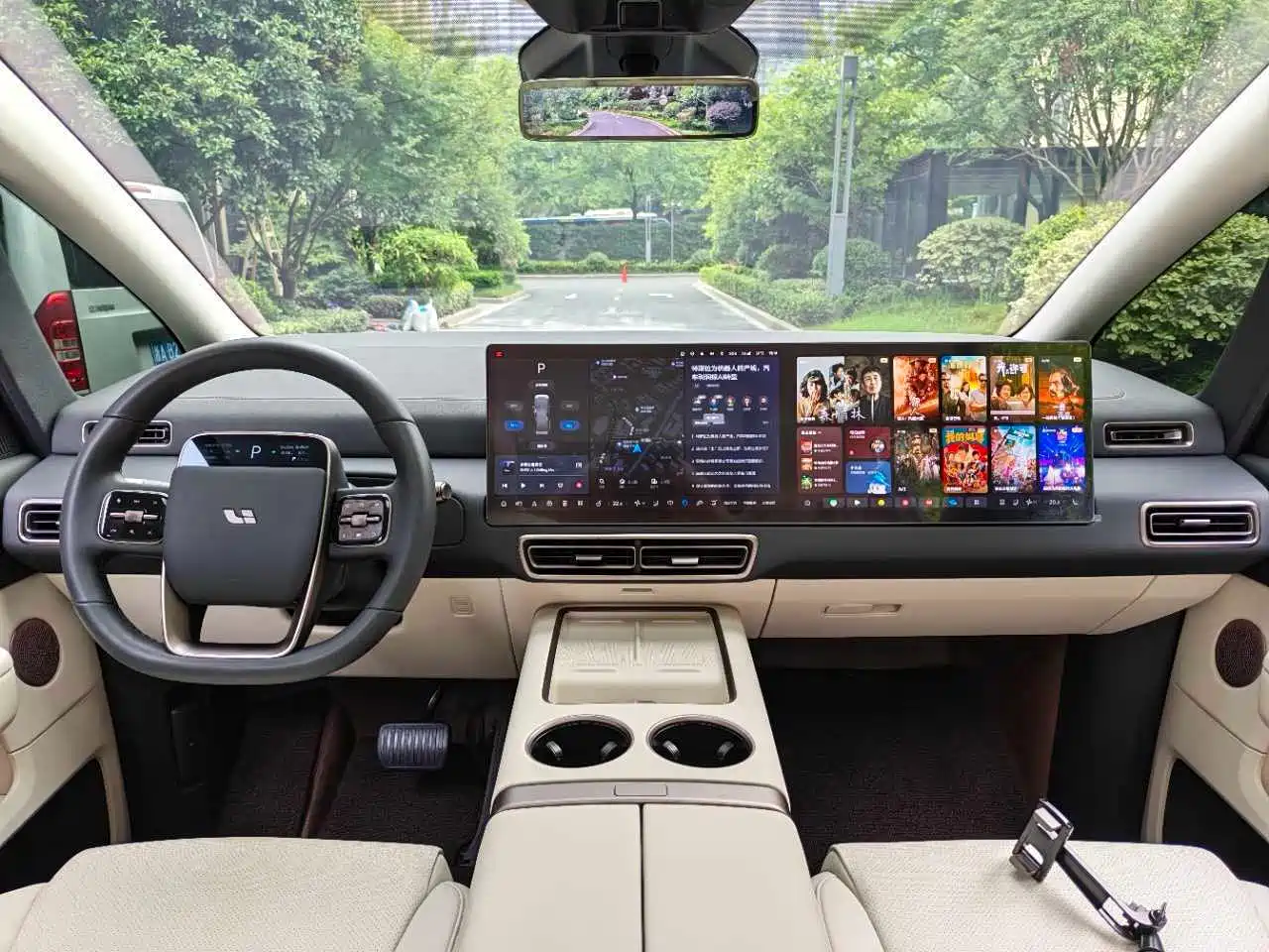 Li Auto MEGA 2025 2025 Model Home Family Special Edition