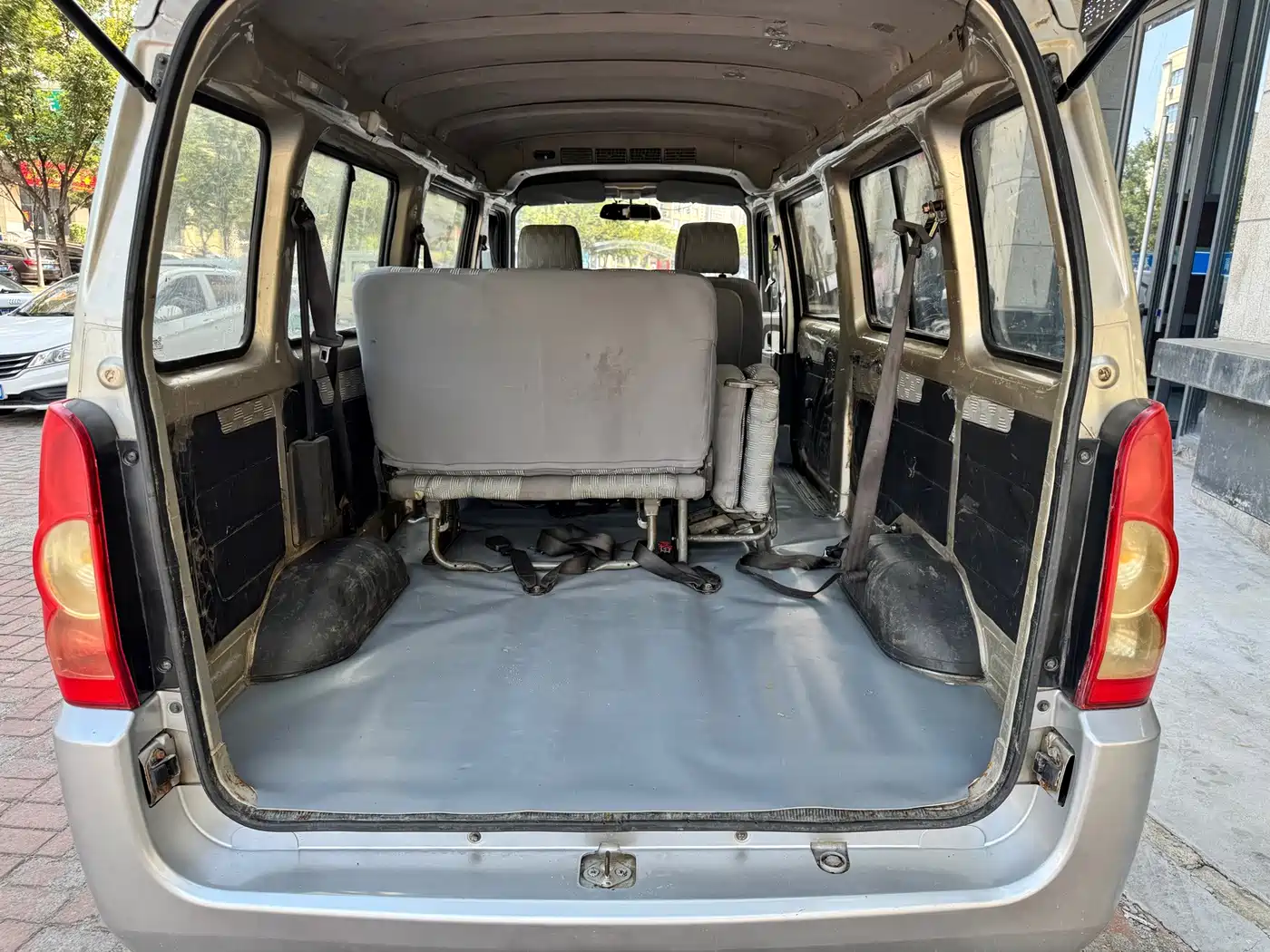 Wuling Motors Wuling Rongguang 2013 2012 1.5L Extended Standard Model