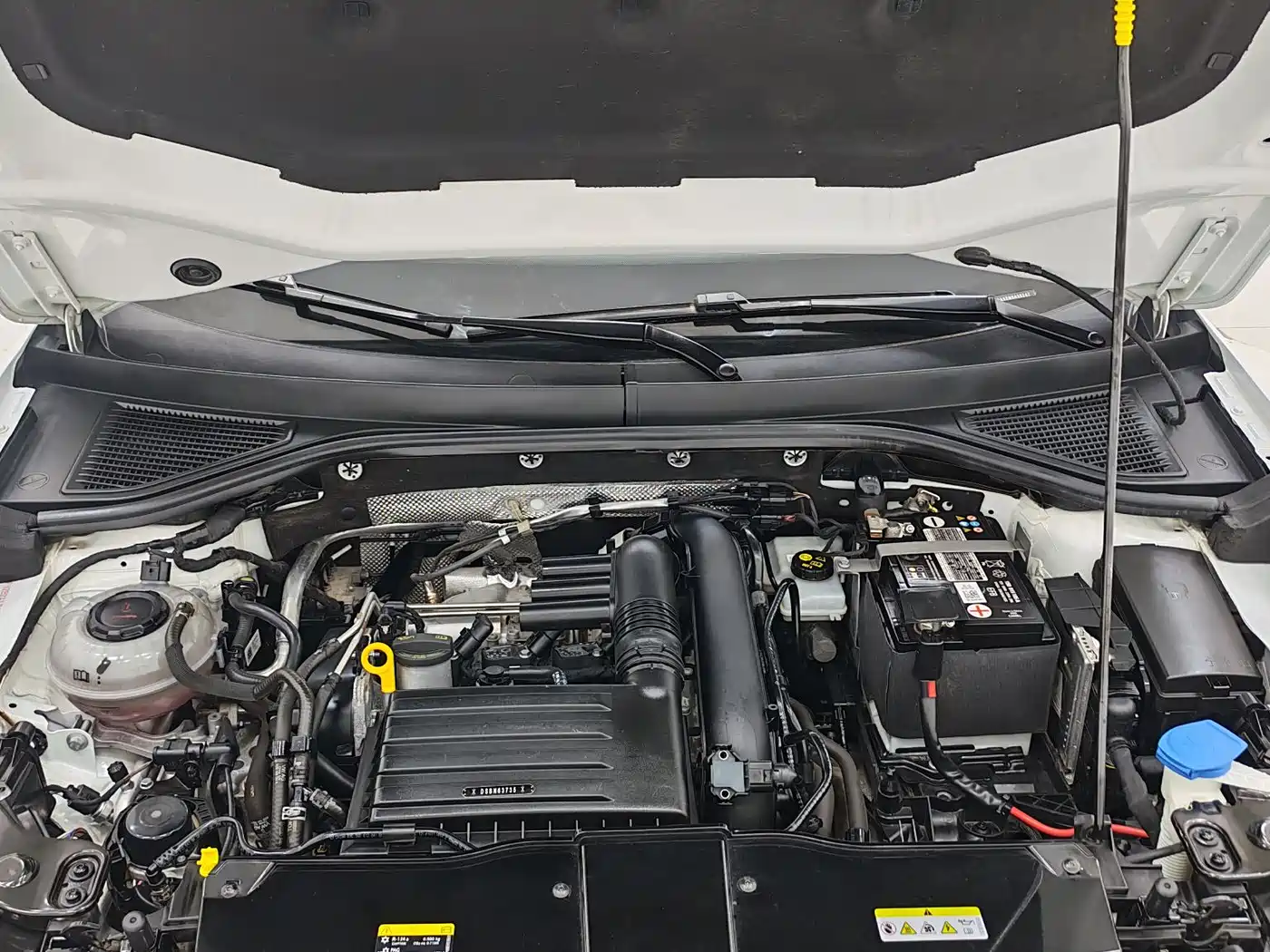 Volkswagen T-ROC 2022 280TSI DSG 2WD R-Line Pro PLUS фото 17