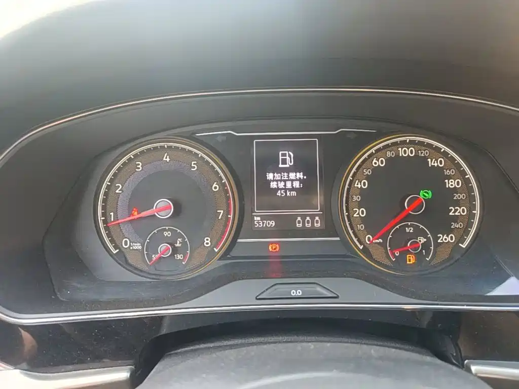 Photo 12 - Volkswagen Passat