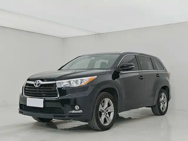 TOYOTA HIGHLANDER