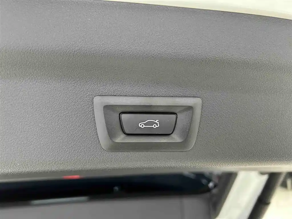 BMW X1 2023 sDrive20Li X Design Package фото 17