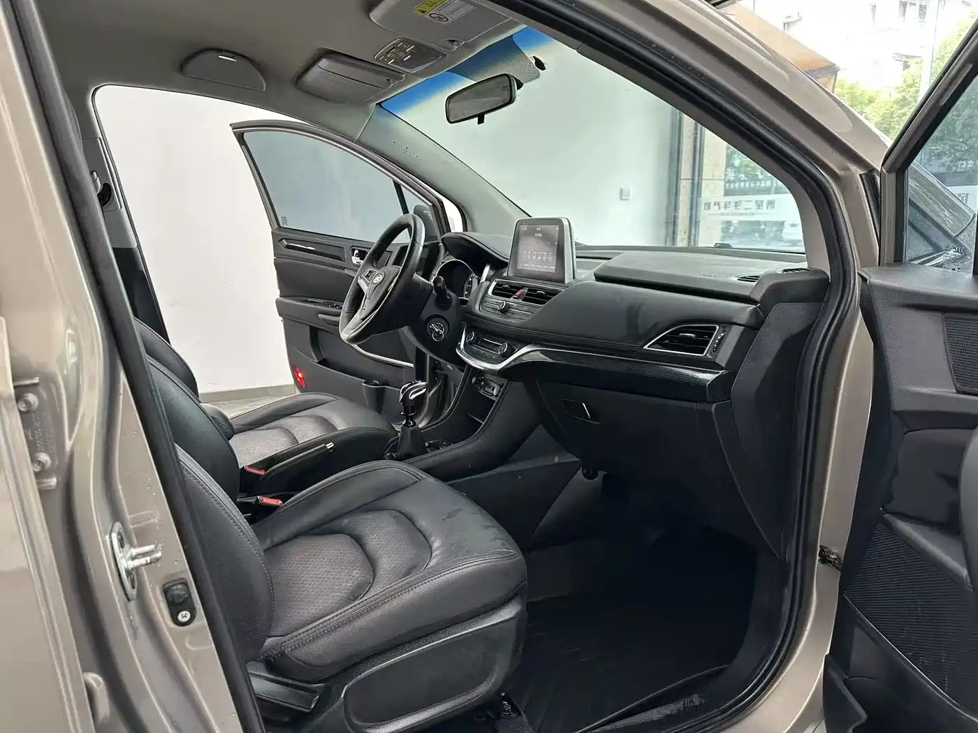 JAC Refine S3 2017 2017 1.6L Manual Luxury Smart