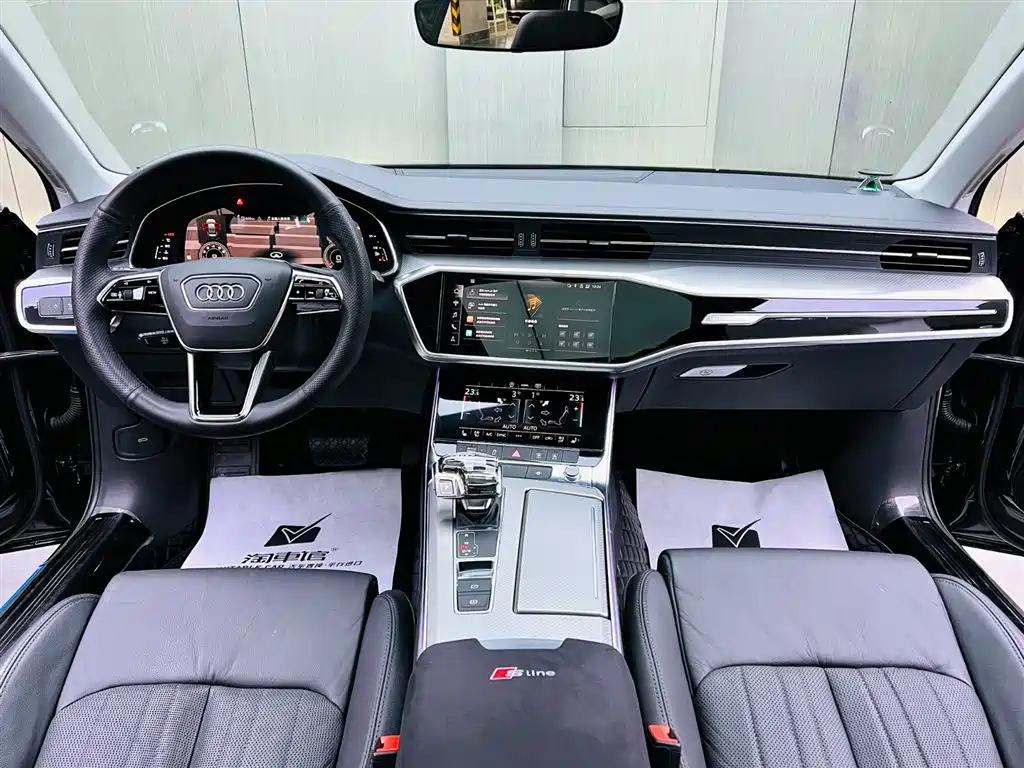 Audi A6L 2021 45 TFSI Exclusive Elegance фото 9