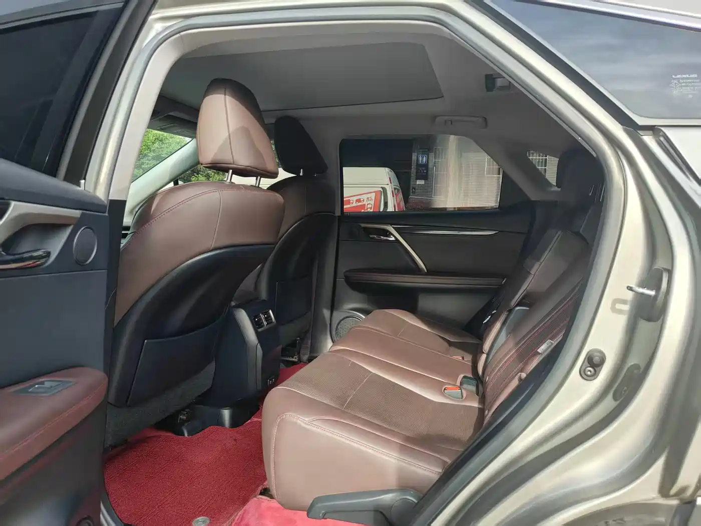 Lexus RX 2020 300 4WD Elegance Edition China VI фото 9