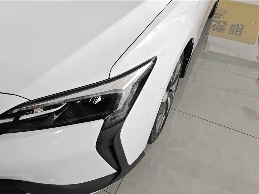 Buick Velite 6 2020 Plug-in Hybrid Connected Smart Edition фото 5