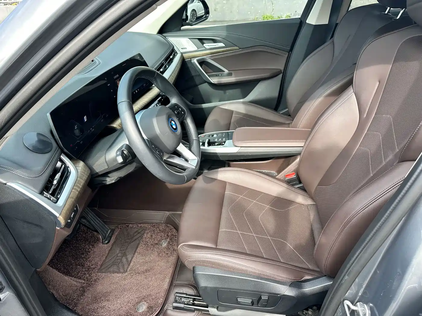 BMW iX1 2024 2023 xDrive30L X Design Package