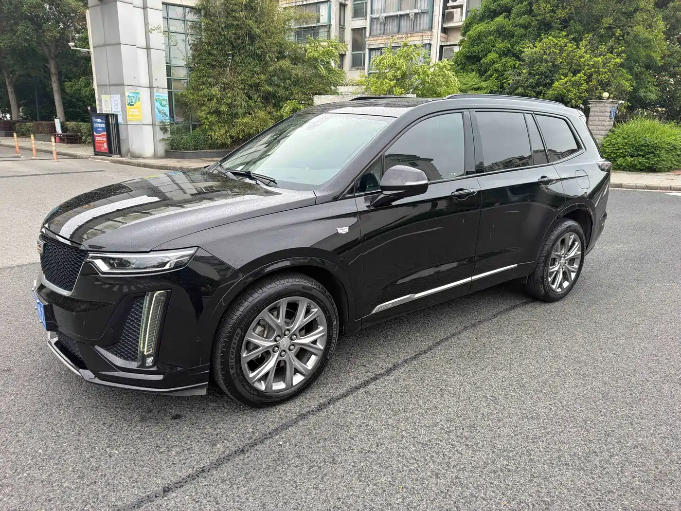 Cadillac XT6 2020 28T 6-Seater 4WD Luxury Sport Model фото 2