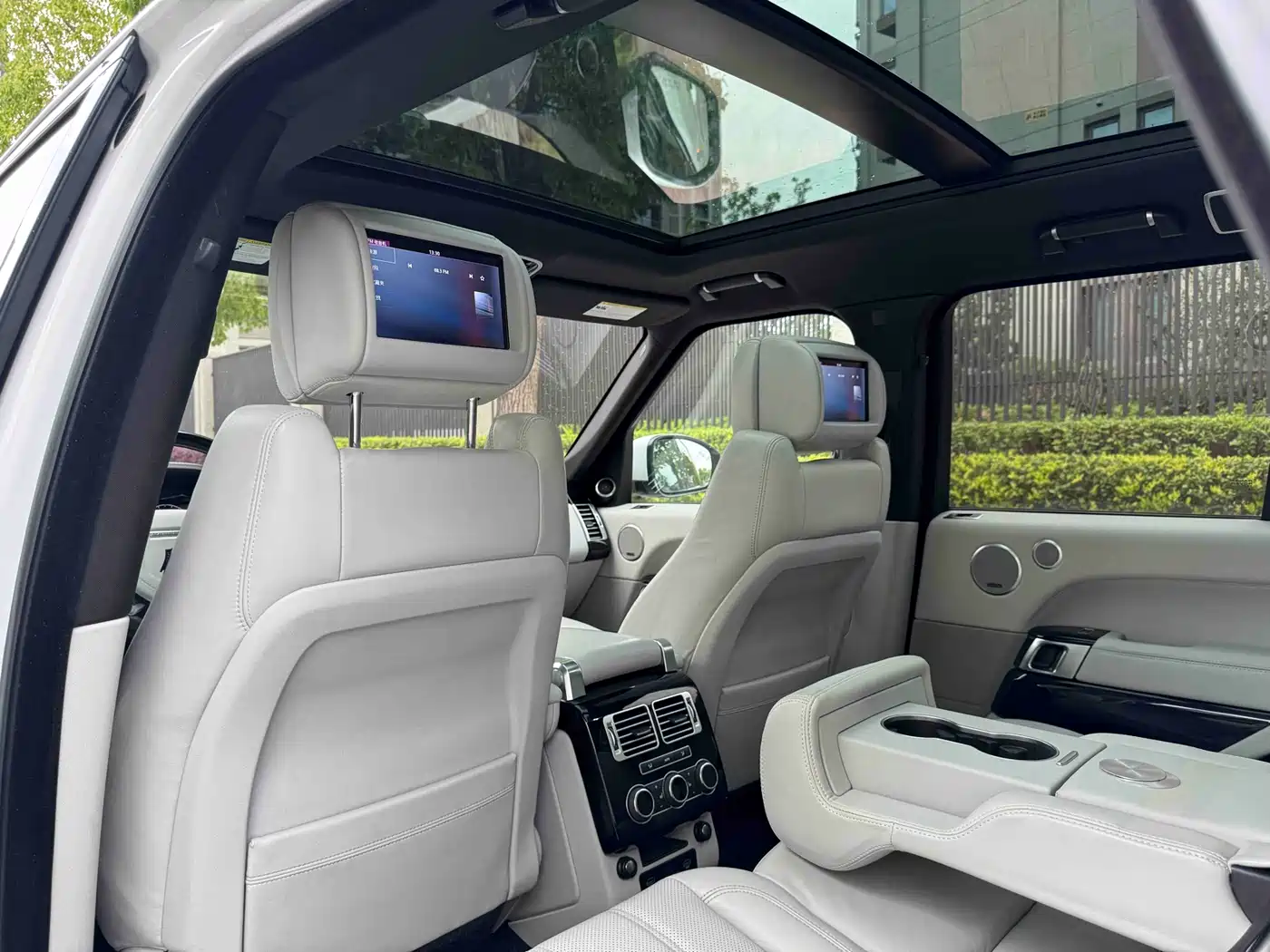 Land Rover Range Rover 2017 3.0 SC V6 Vogue фото 5