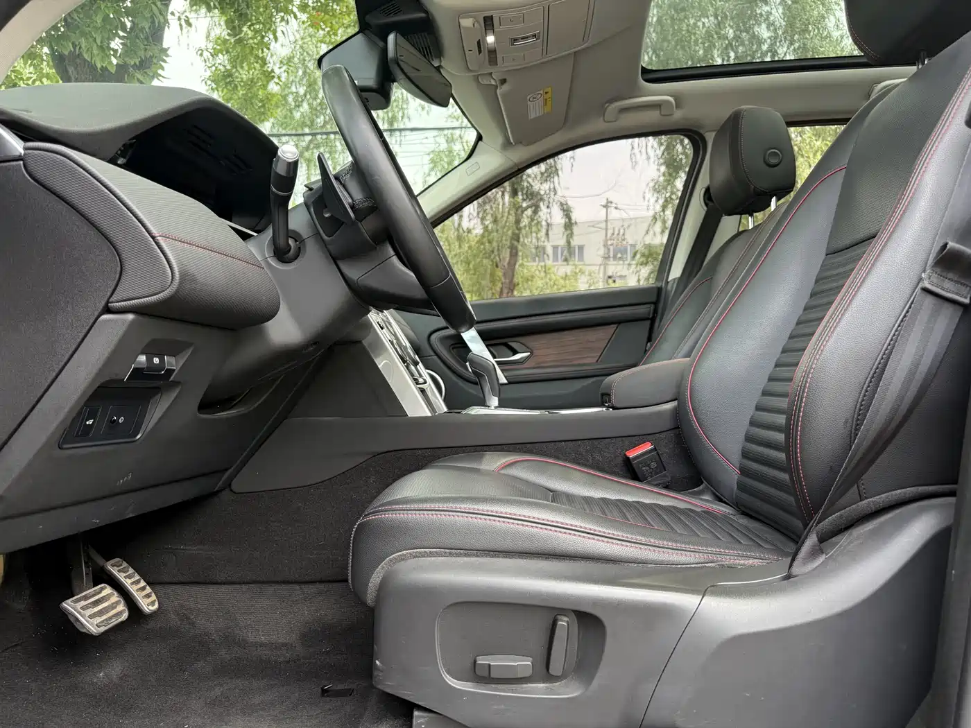 Land Rover Discovery Sport 2020 249PS R-Dynamic Performance фото 6