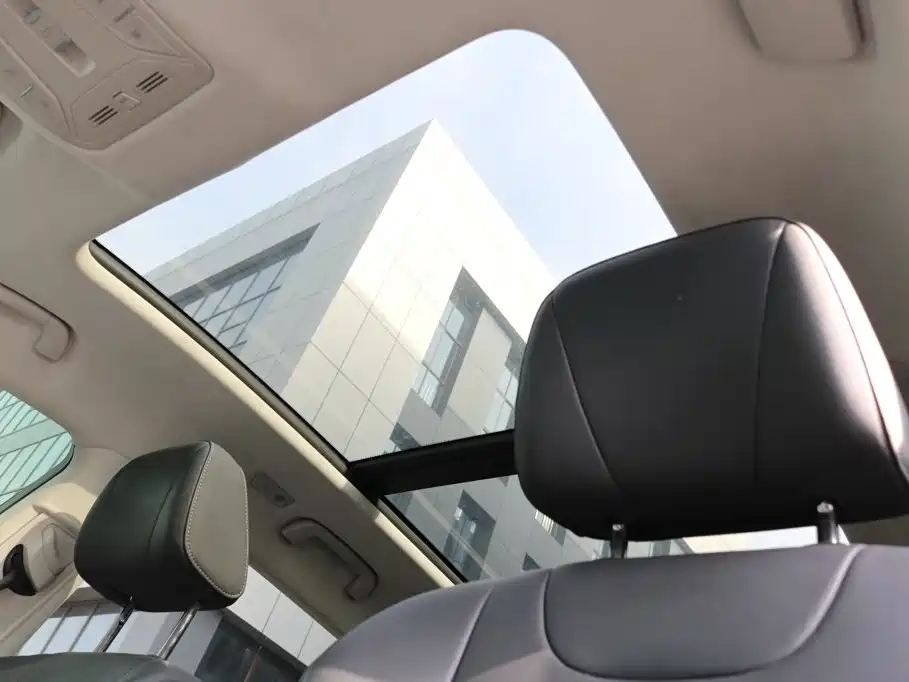 Hongqi HS7 2020 2021 2.0T DCT FWD Smart Connect Qi Chang Edition