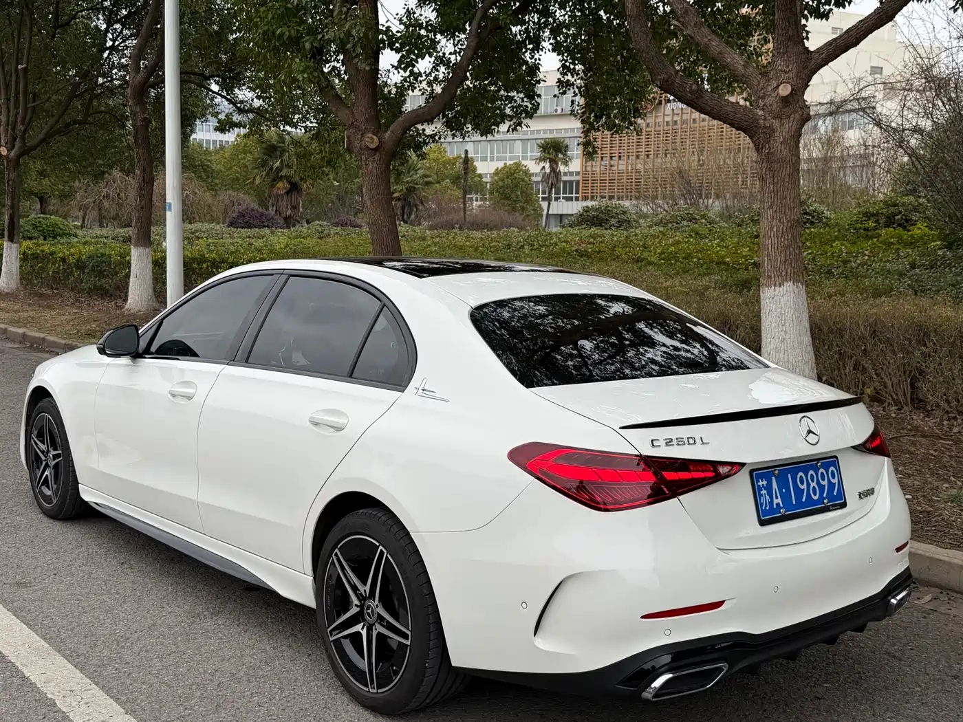 Mercedes-Benz C-Class 2025 C 260 L Night Sport Edition фото 6