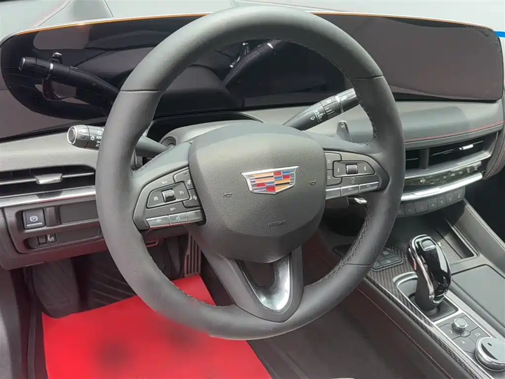 Cadillac CT5 2025 Model 28T Track Performance Edition + Peak Track Package фото 11