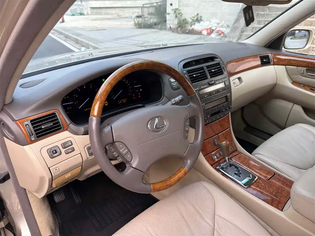 Lexus LS 2005 2005 430