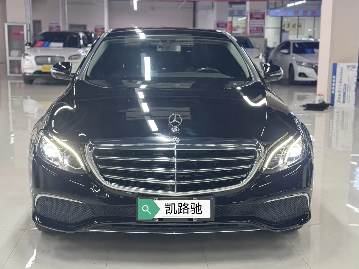 Mercedes-Benz E-Class 2019 E 300 L Luxury фото 2