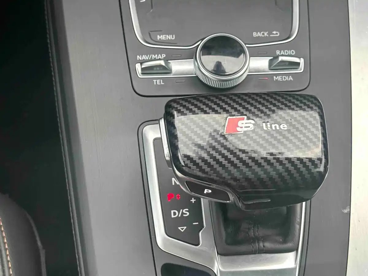 Audi Q5L 2018 2018 40 TFSI Prestige Fashion (China V)