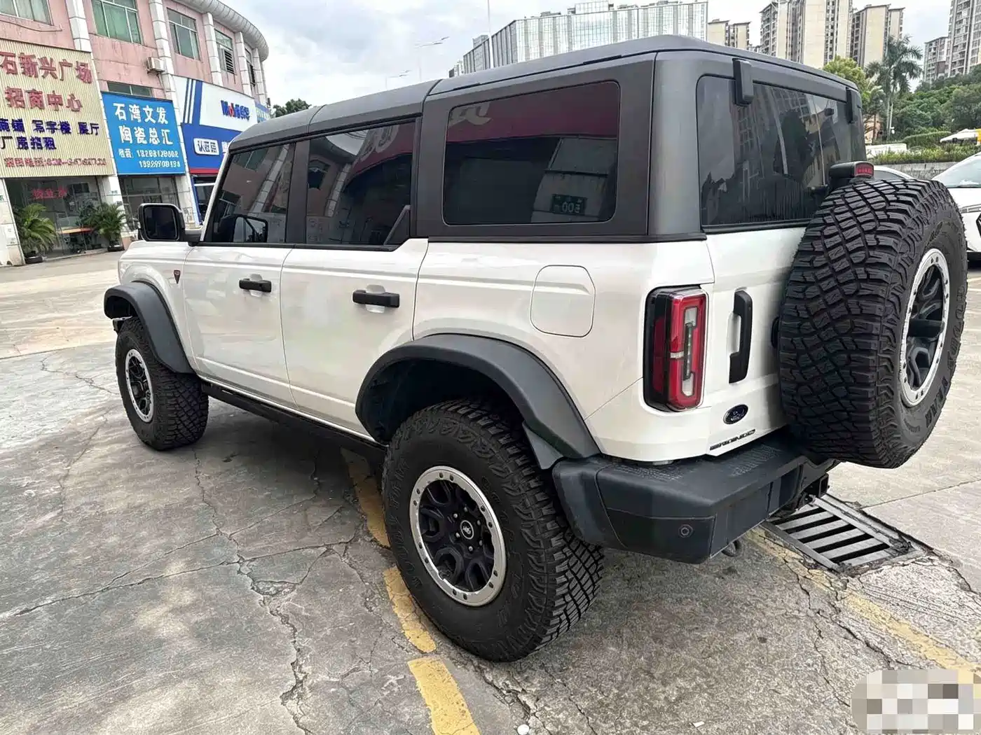 Ford Bronco 2025 2024 2.3T Badlands