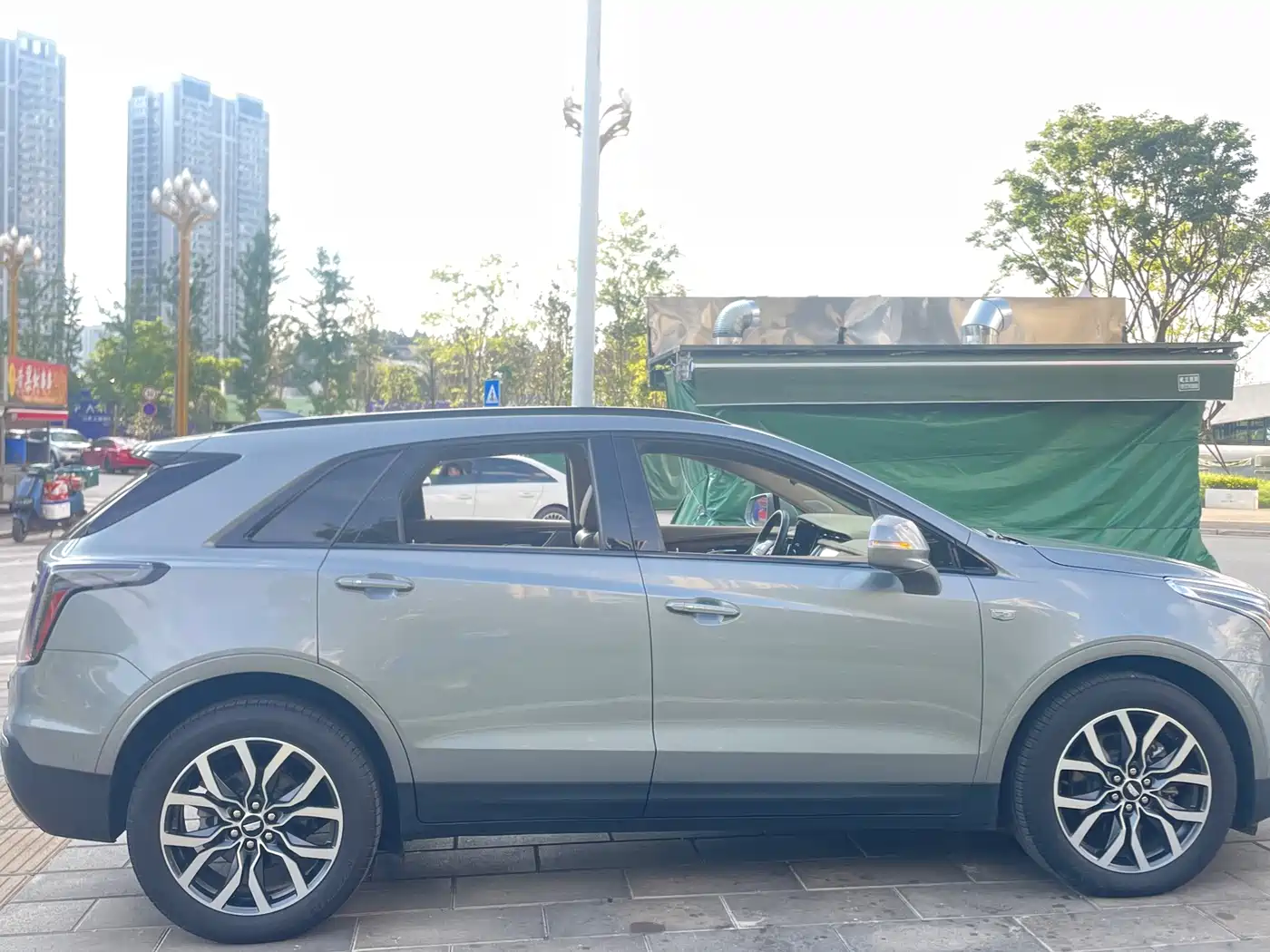 Cadillac XT5 2025 2022 2.0T 4WD Platinum