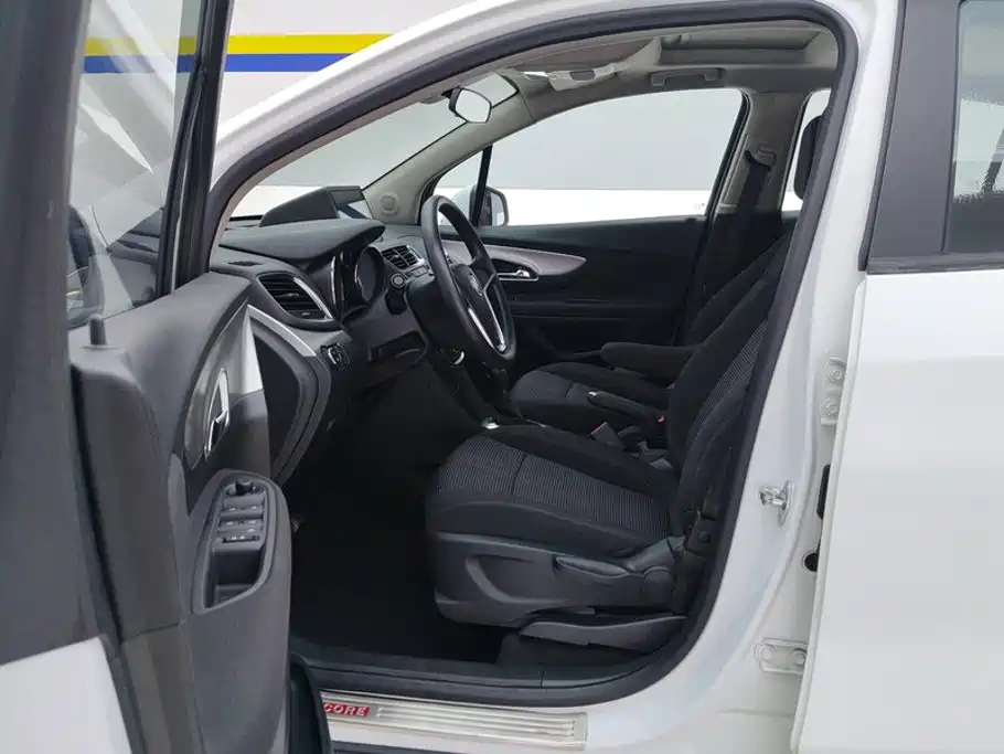Фото 9 - Buick Encore