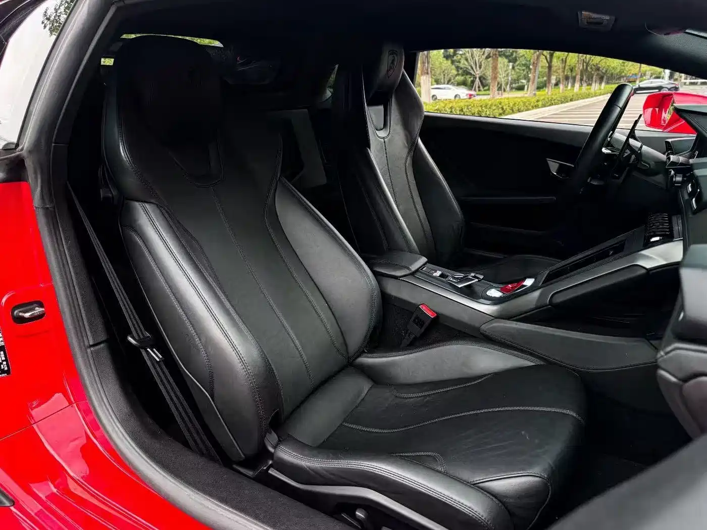 LAMBORGHINI HURACÁN