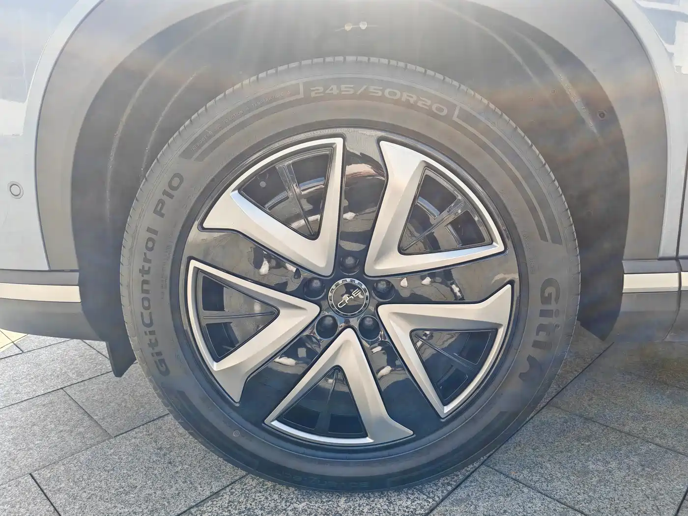 BYD Hai Shi 07 DM-i 2025 150 Pilot+ Edition фото 12