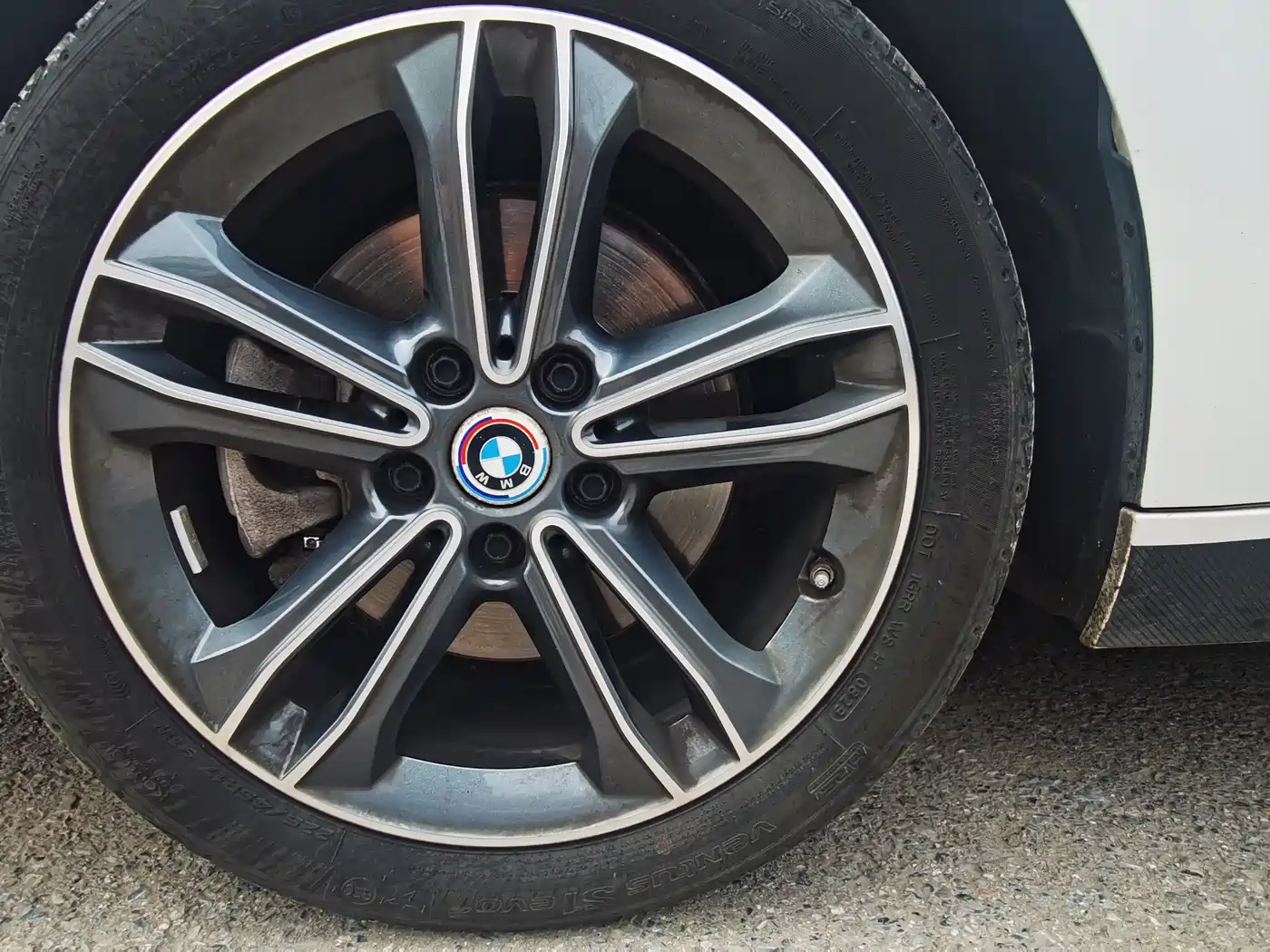 BMW 1-SERIES