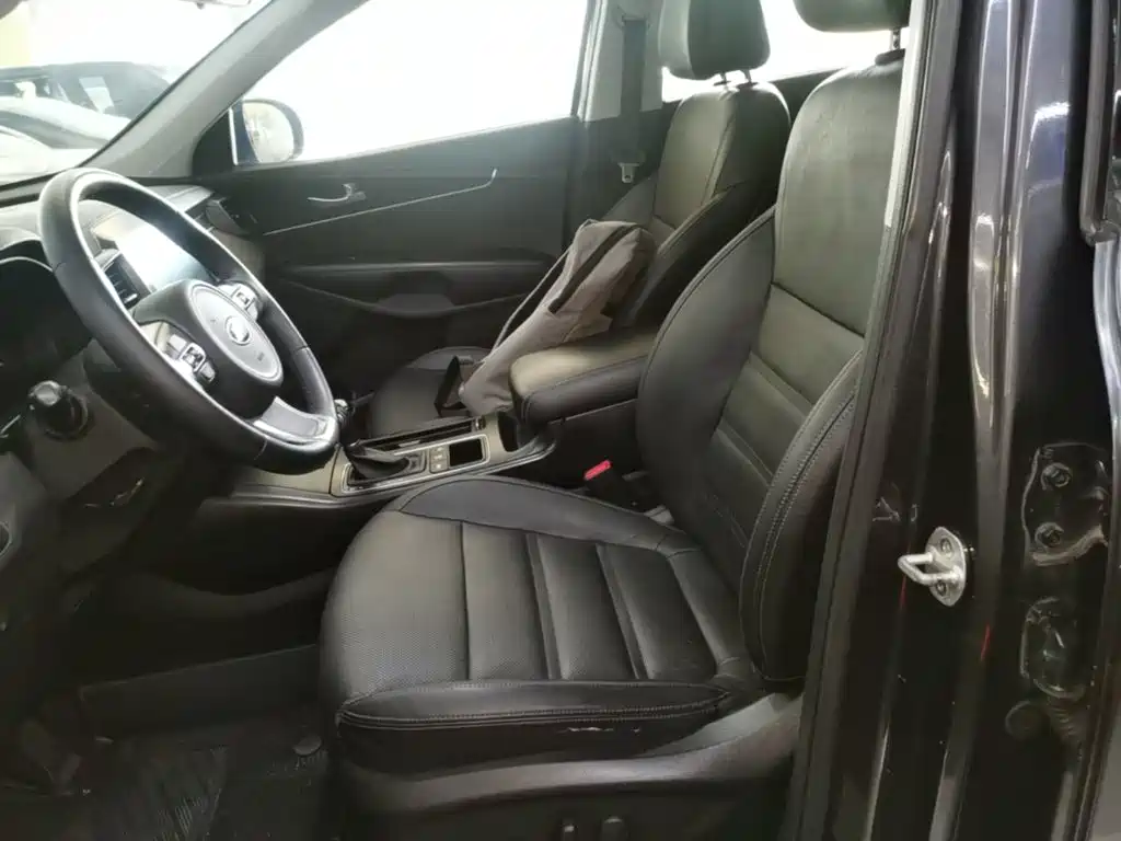 Kia Sorento 2016 2016 Sorento L 2.4L Petrol 4WD Custom 5-seater (China IV)