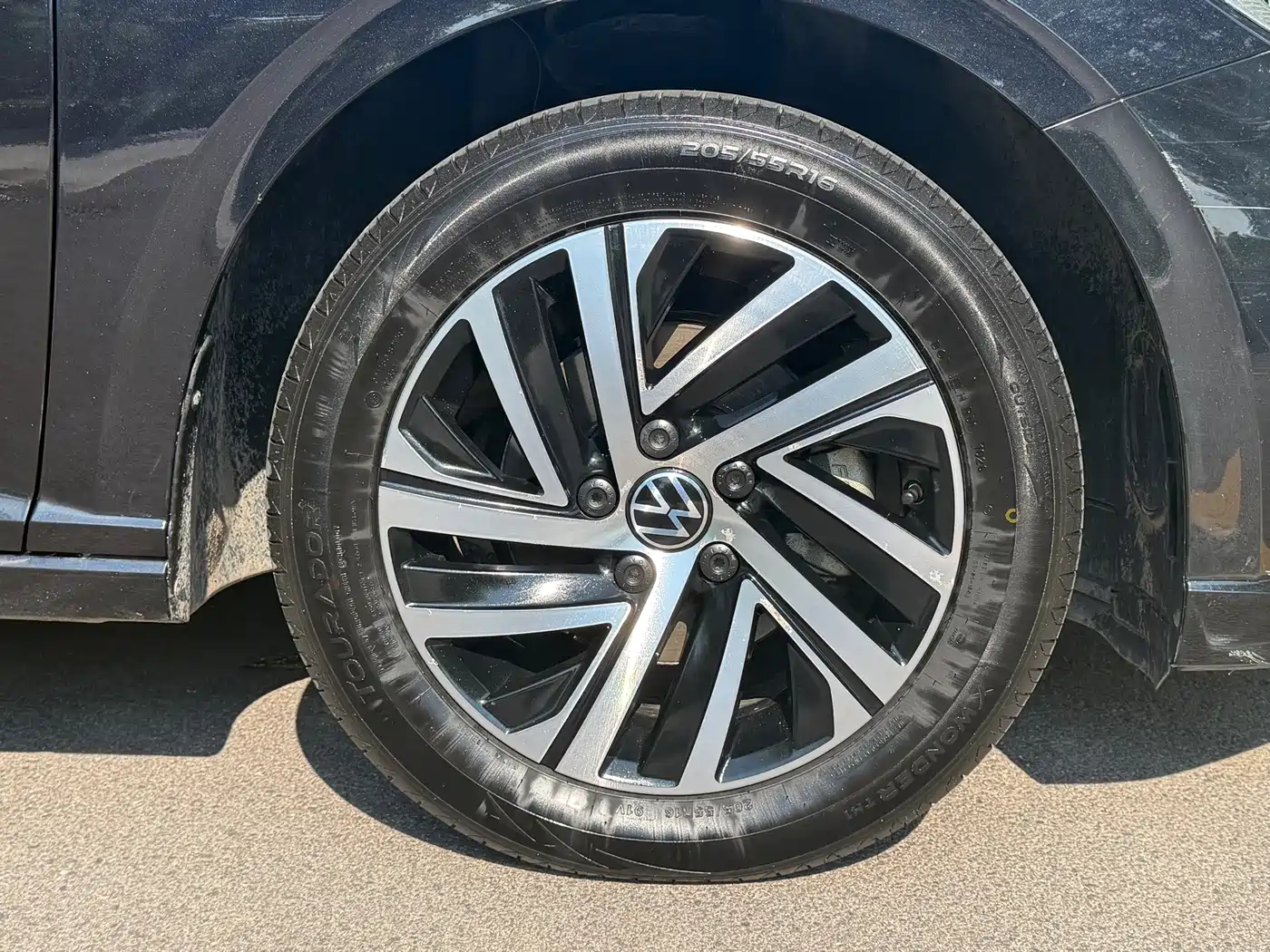Фото 4 - Volkswagen Lavida