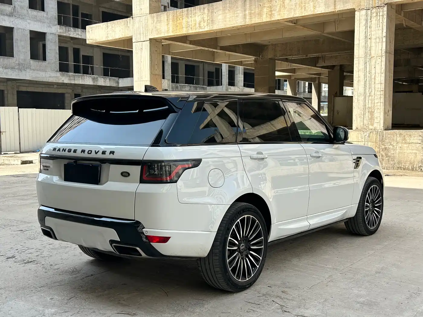 Land Rover Range Rover Sport 2018 3.0 SC V6 HSE DYNAMIC фото 4