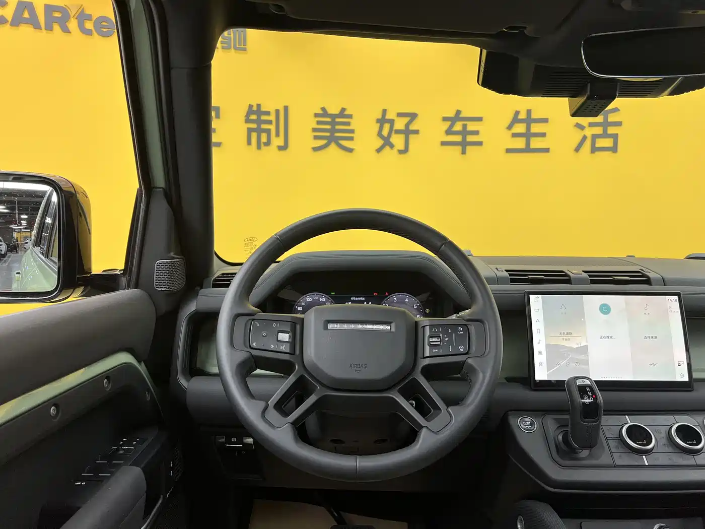 Land Rover Defender 2023 110 3.0T P400 75th Anniversary Legend Edition фото 14