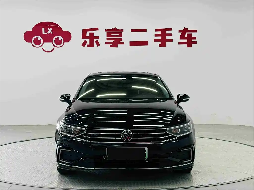 Volkswagen Magotan GTE Plug-in Hybrid 2022 GTE Luxury фото 8