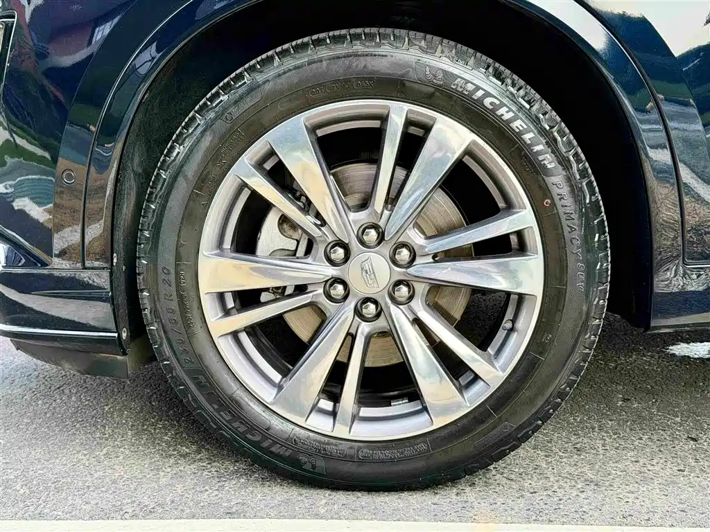 Cadillac XT6 2020 2020 28T 6-Seater Luxury Model