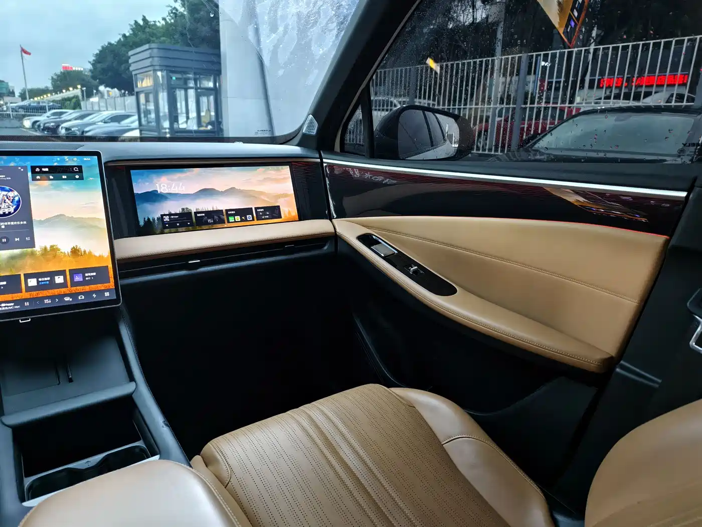 GEELY GALAXY GALAXY L7