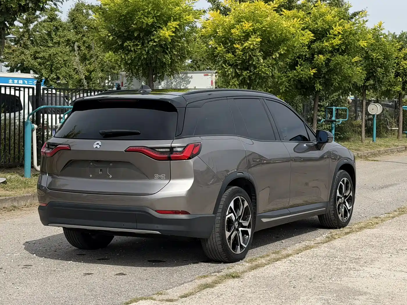 NIO ES8 2018 2018 Founder Edition