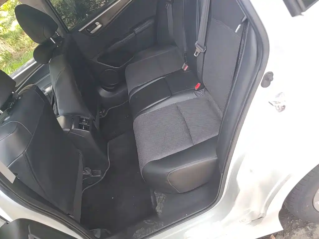 Honda Jade 2016 2016 1.8L Automatic Comfort Elite Version 5-seater