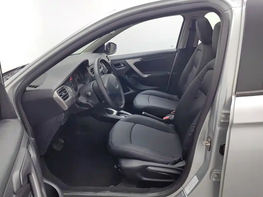 صورة 10 - Peugeot 301