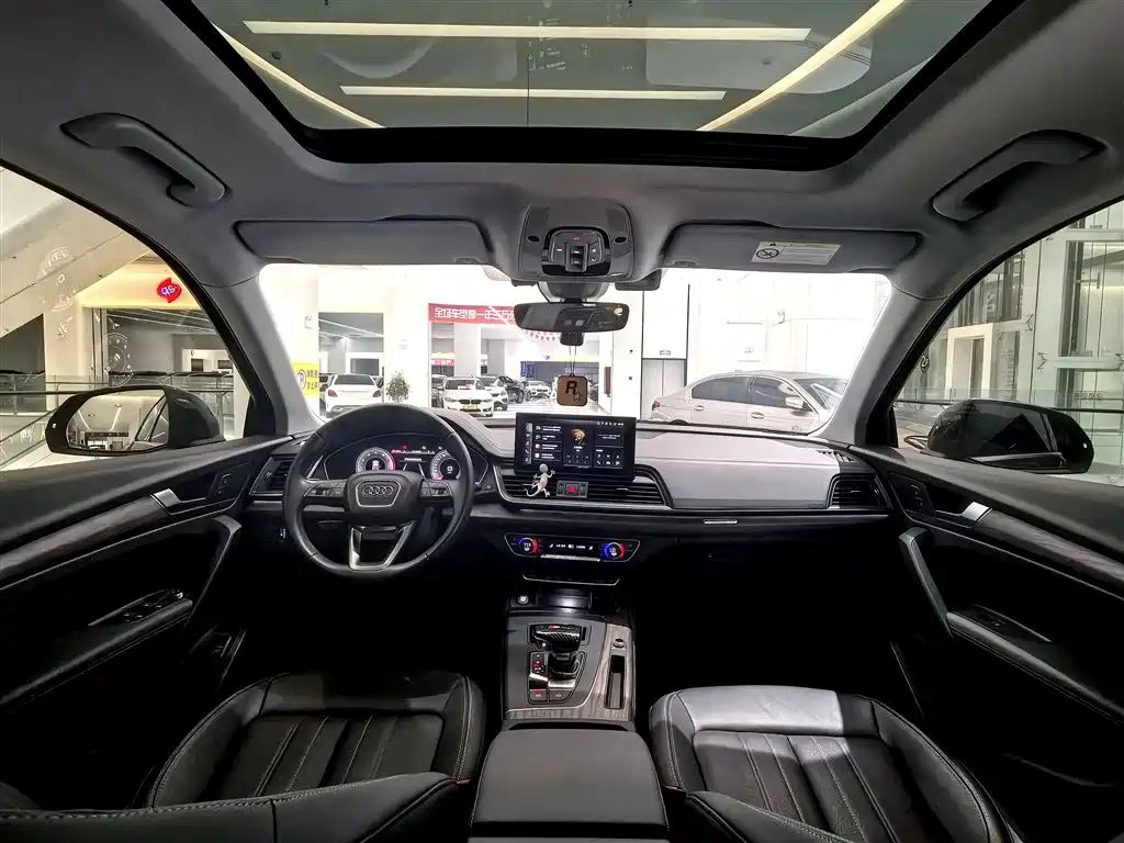 Audi Q5L 2022 40T Luxury Dynamic фото 13