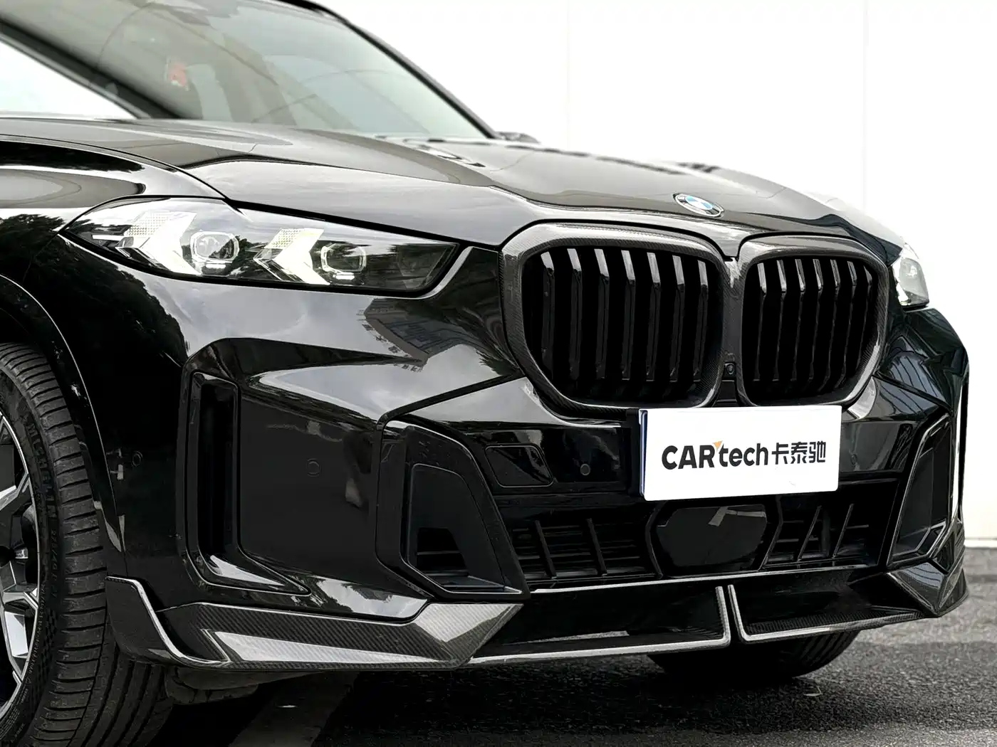 BMW X5 2023 xDrive 30Li Premium M Sport Black Night Package фото 20
