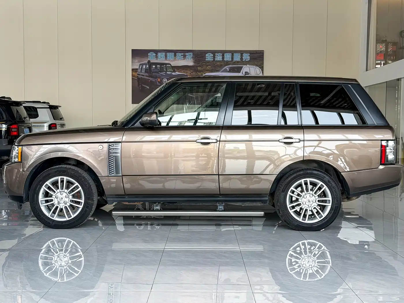 Land Rover Range Rover 2011 2010 5.0 NA V8 HSE